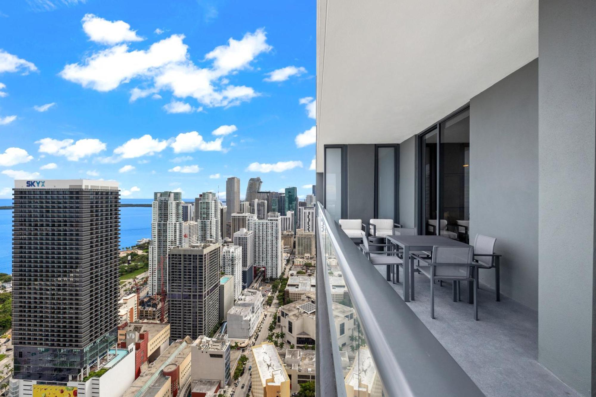 Free Parking! Ph Luxury 3br In Downtown Apartment Miami