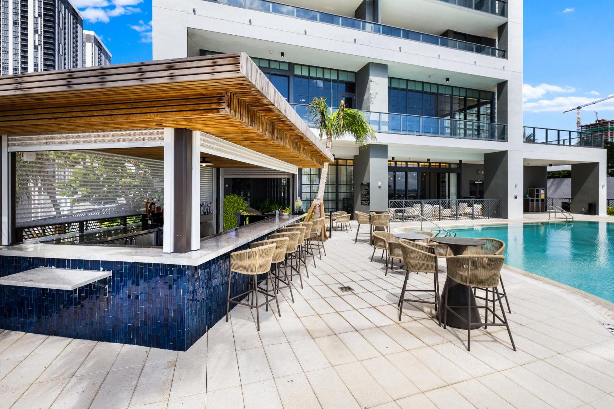 Apartment Free Parking! Ph Luxury 3br In Downtown